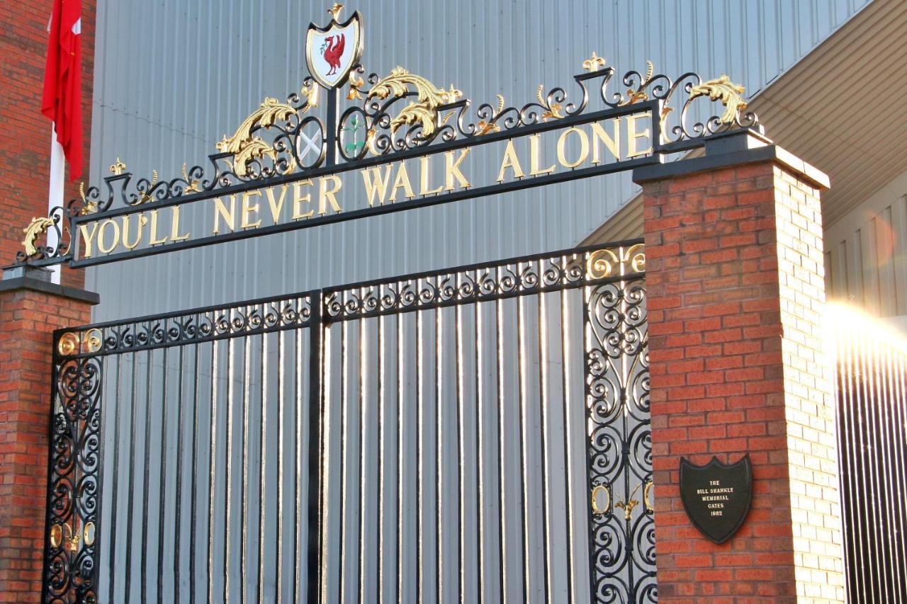 The Kop End Hotel By Serviced Living Liverpool Exterior foto